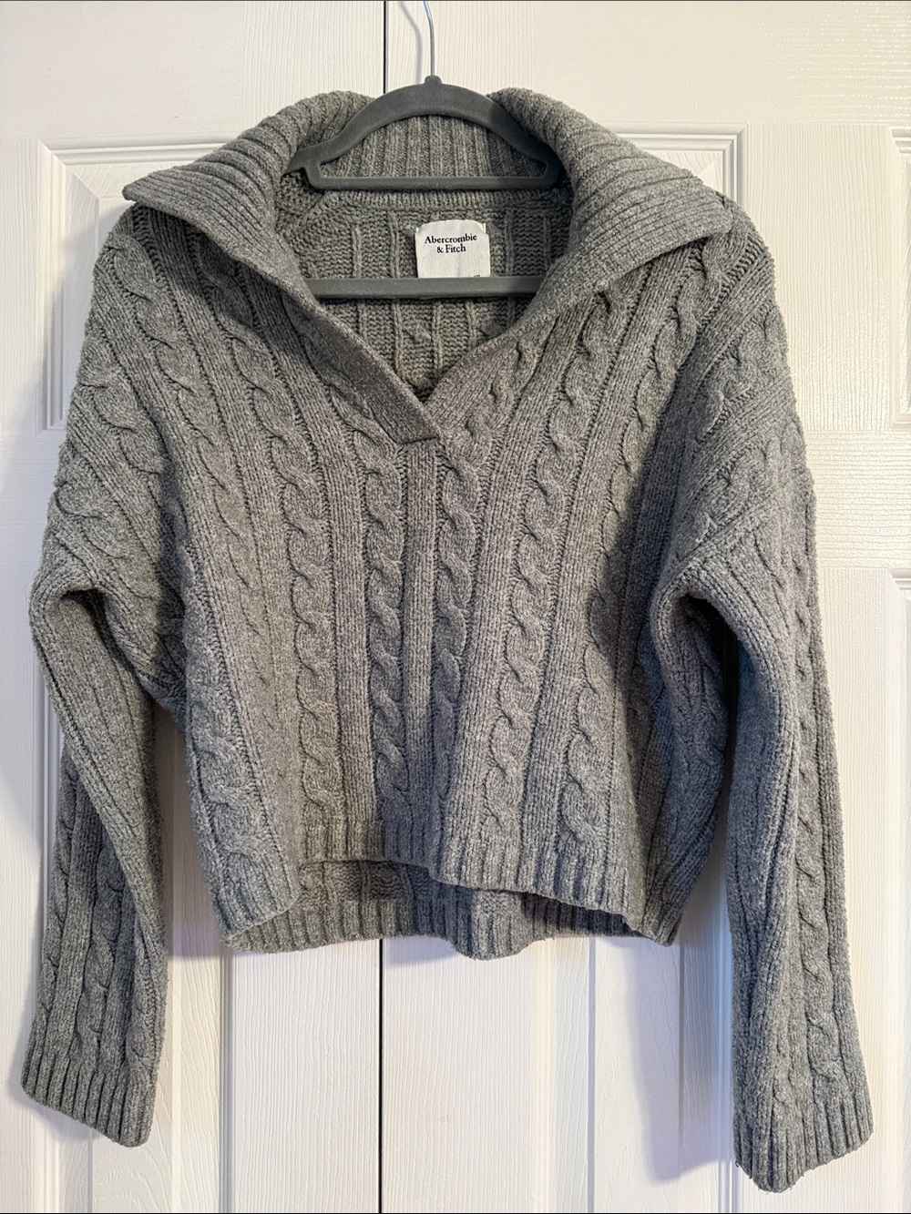 Abercrombie & Fitch Heather Gray Cable-Knit Collared Sweater